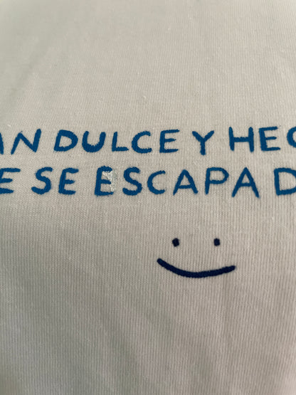 Camiseta “con solo una sonrisa” TARA