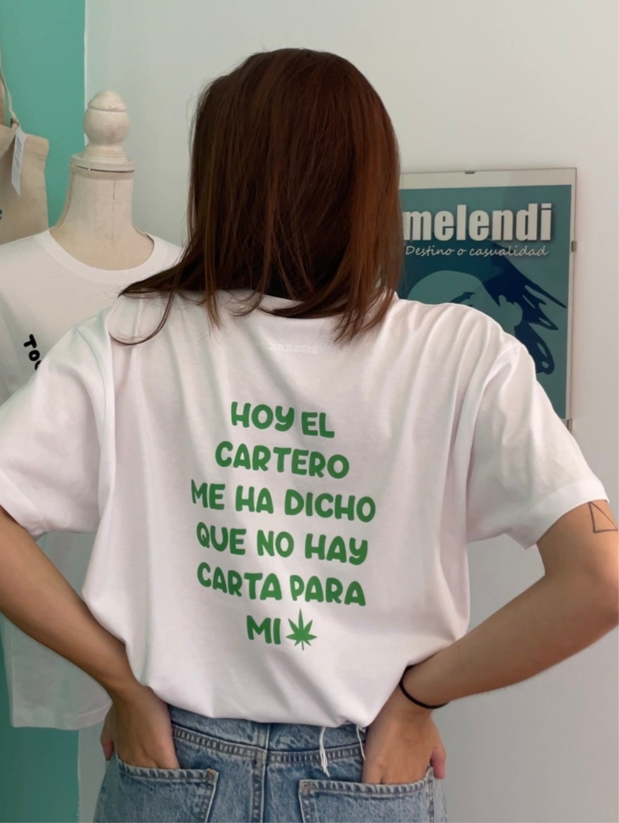 Camiseta “cartero”
